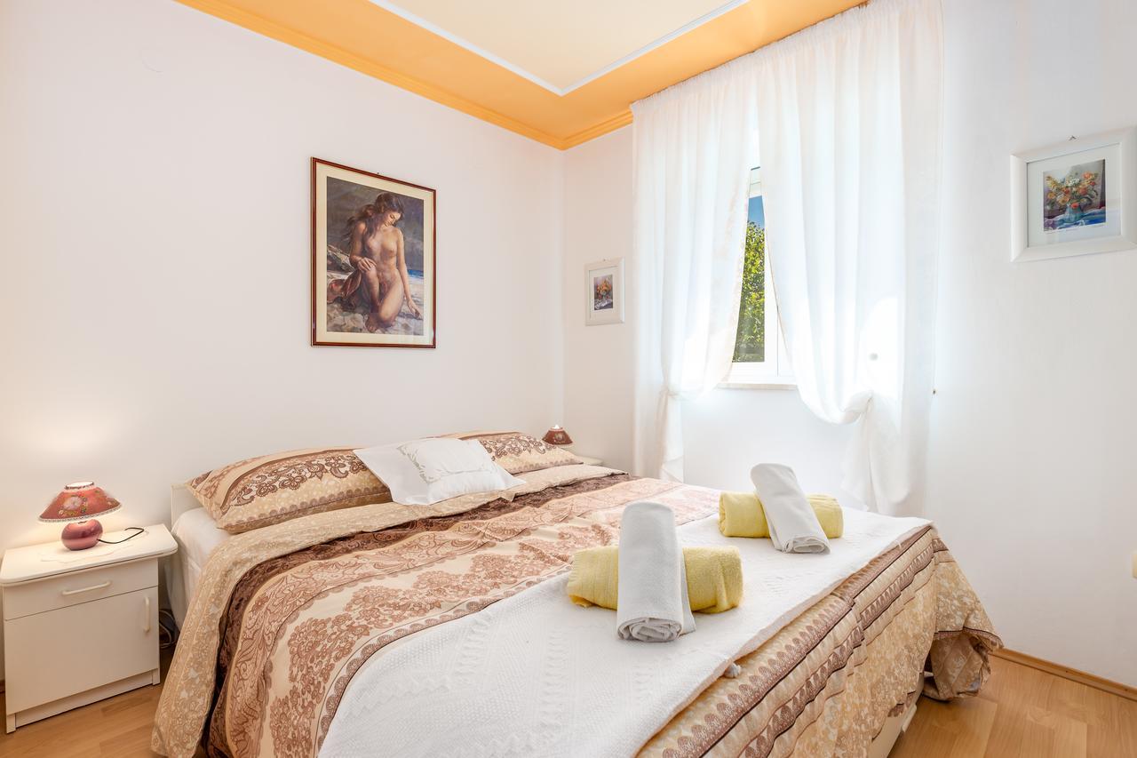 Apartments Patricia Башка Экстерьер фото